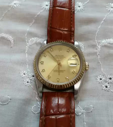 包邮全自动手表走时正常，品如图，看好在拍，...