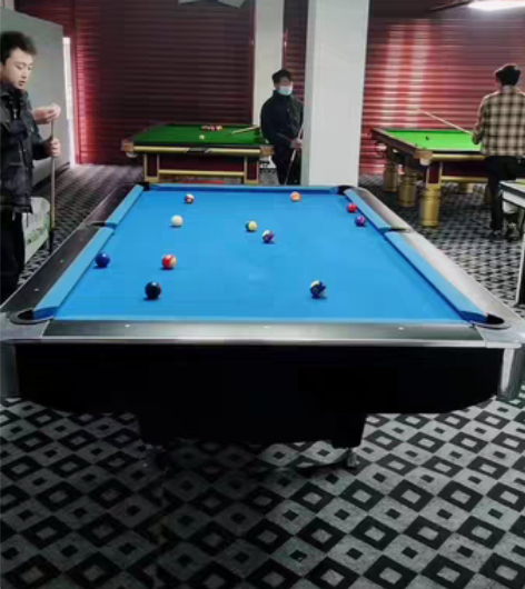 出9.5新台球桌。台球室转让低价出，诚心要...