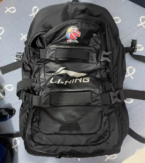 包邮CBA李宁篮球包 大容量  八成新明显...