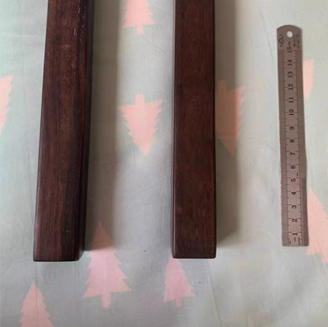 包邮黑檀木镇尺一对，品相很好，尺寸22×2...