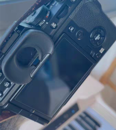 富士镜头XF56mm 1:1.2套机一起买...