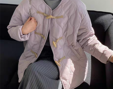 包邮江左 冬日安全感 纯色牛角扣棉衣女20...