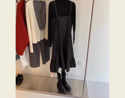 转卖夏装女装别致高级感轻奢毛衣裙子两件套装小香风金丝绒连衣裙...