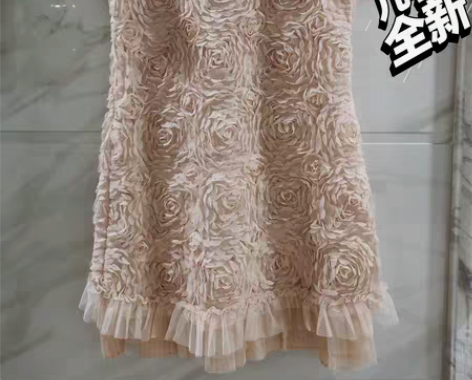 几乎全新欧时力小礼服裙160码非诗篇恩裳十...