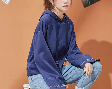 转卖诗曼朵2018秋季新款纯色宽松百搭字母...