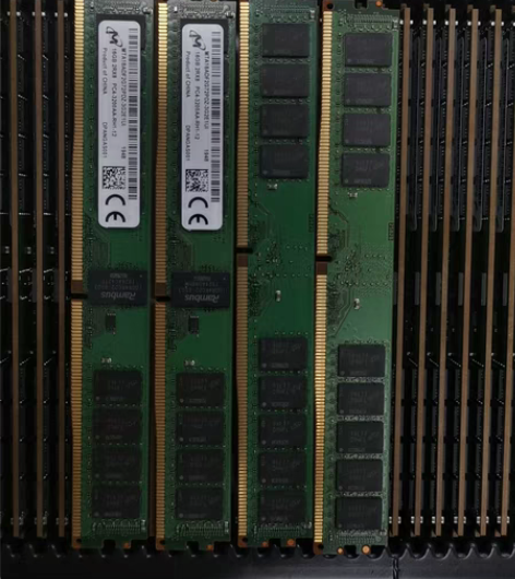 包邮镁光 16g 2rx8 3200 窄条...