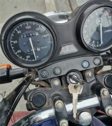 雅马哈天戟125的！发动机小蜜蜂，提速快1...