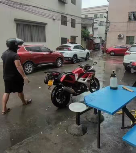 粤户宝雕400CC水冷双缸手续齐全，小忍者...