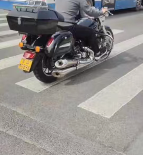 18年力帆v16地库一直放的，跑了2100...