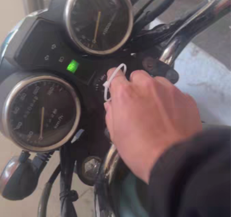 银钢迷你mini 小怪兽 小侯子 三无 适...