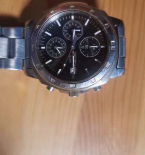 包邮SEIKO 精工 石英手表，三眼，黑盘...