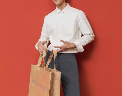 转卖【狂欢价】白衬衫男长袖春秋装日系男装潮...