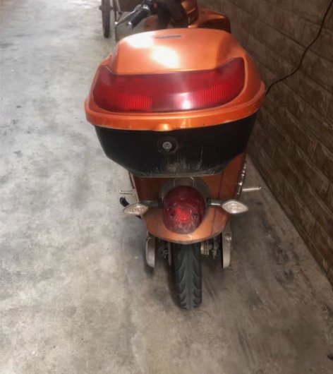 新大洲本田 电动车 可况自己看 外地邮费自...