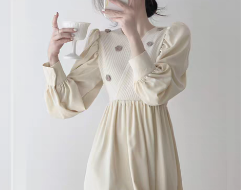 转卖配大衣针织连衣裙2021年秋冬新款法式...