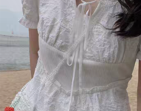 转卖白色连衣裙夏法式女2021新款气质温柔...