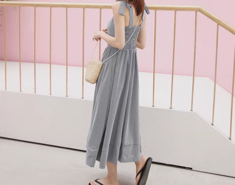 转卖黑白格子连衣裙女夏韩版学生复古韩版显瘦...