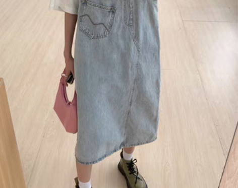 转卖减龄牛仔背带裙女夏季2021新款宽松吊...