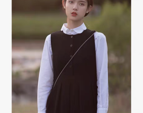转卖2022年春秋日系黑色百褶学院风甜美温...