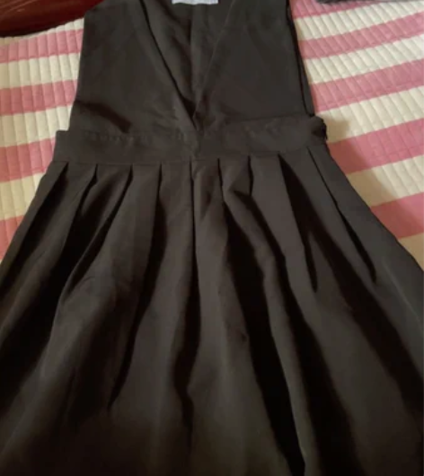 女黑色背带群西装裙连衣裙 M码 【低价清衣...