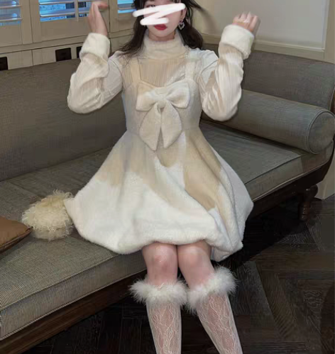 转卖森女系原创+雪中少女想去海边白色毛绒吊...