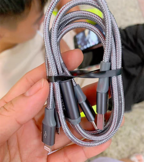 包邮【全新包邮】罗马仕1.5米3.5A三合...