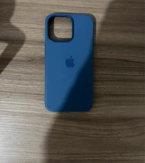 包邮13PRO手机壳两个 几乎全新 没用过...