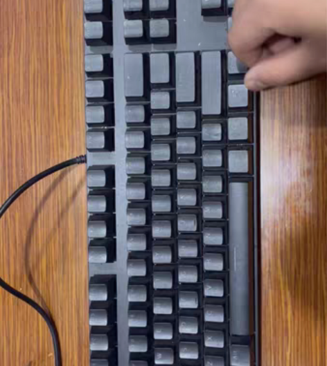 雷柏键盘。轻微使用痕迹。功能齐全正常。原价...