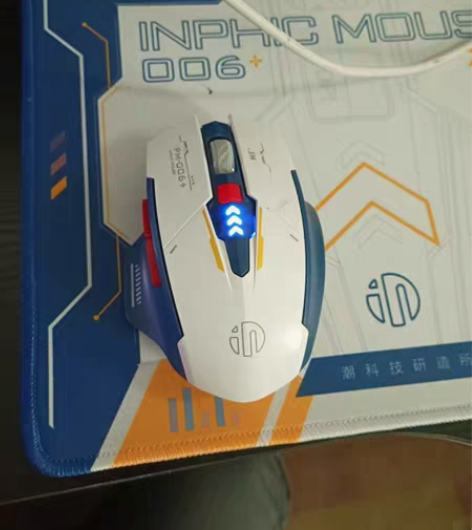 英菲克无线鼠标 几乎未使用 感兴趣的话点“...