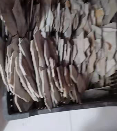 非常便宜的小鱼，批发价6元一条，有点修复。...