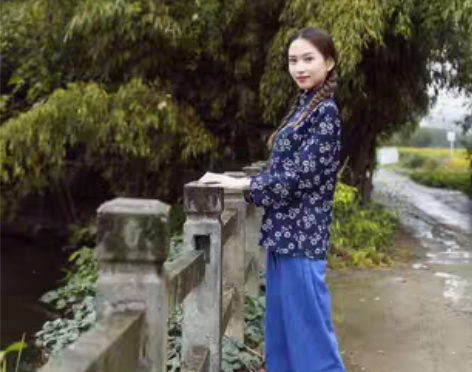 转卖江姐，红岩狱友，阿庆嫂舞台表演服装喜儿...