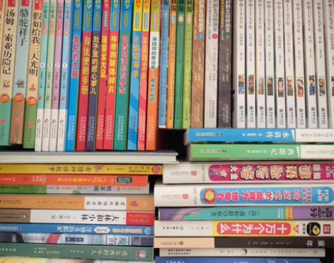 小学生课外书籍，有需要者可以根据需要选购，...