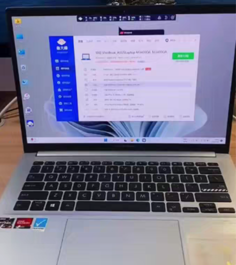 华硕无畏Pro14 2.8K OLED屏 ...