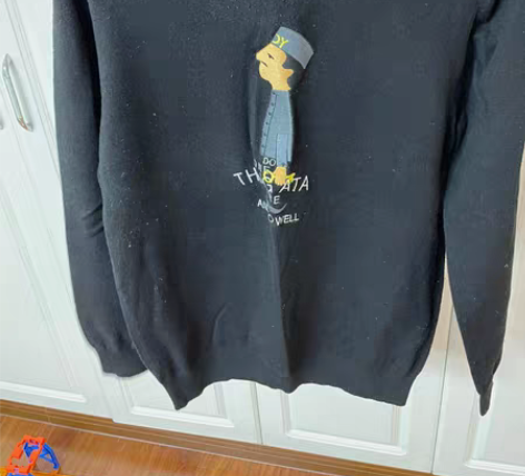 针织衫，旧衣服，闲置xl号 感兴趣的话点“...