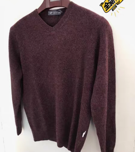 包邮商场租金到期不干了,撤店了,还有一些库...