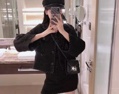 转卖小香风套装裙女2019新款小个子显高初...