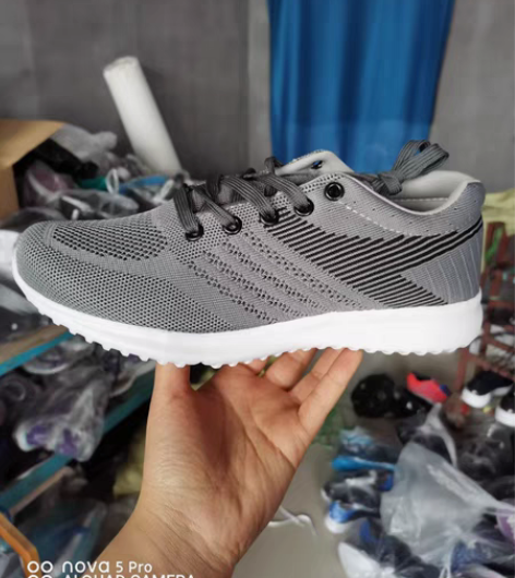 包邮夏款大网透气，舒适，防滑，耐磨开胶，断...