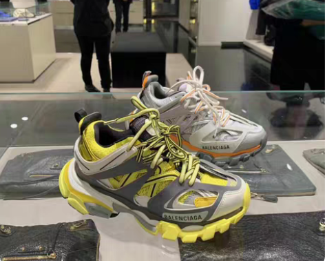 包邮Balenciaga巴黎世家老爹鞋女款...