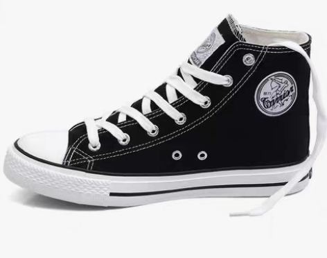 转卖回力帆布鞋，买回来就穿过一次，不要问在...