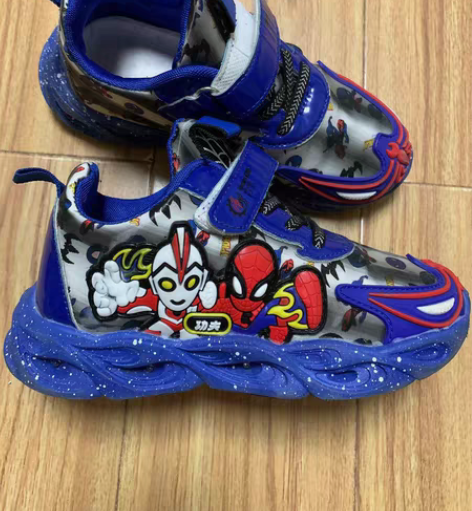 包邮几双八九成新的鞋子，31、32码男童，...