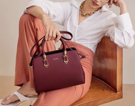 包邮Cnoles包包，家里太多包了，出掉一...