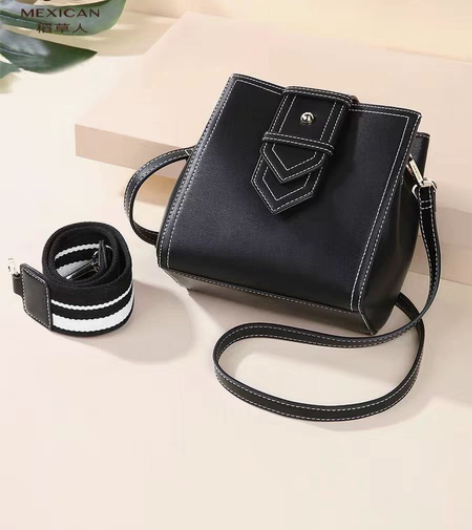 包邮稻草人包包单肩包大容量女水桶包女士包包...