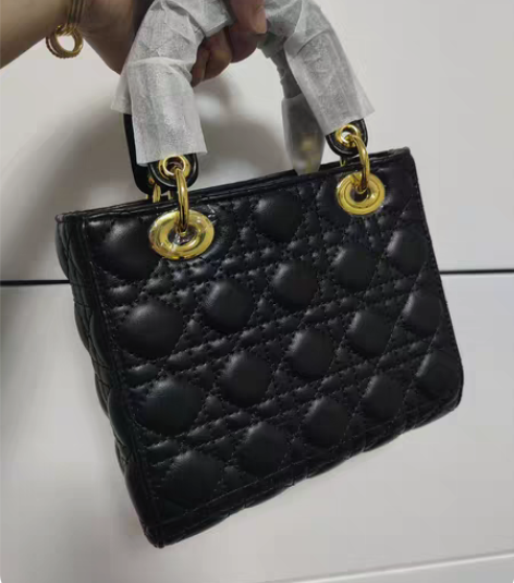 五格迷你羊皮哑光菱格戴妃包链条手提斜跨包女...