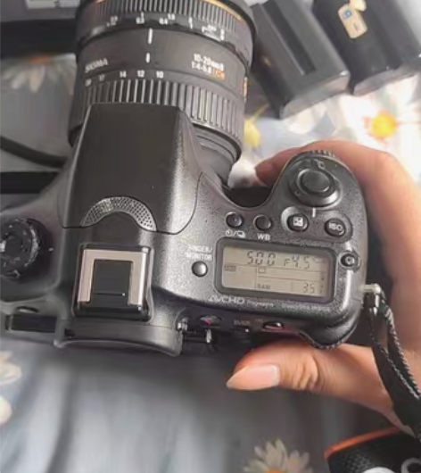 索尼a77m2。。适马10-20mm一代 ...