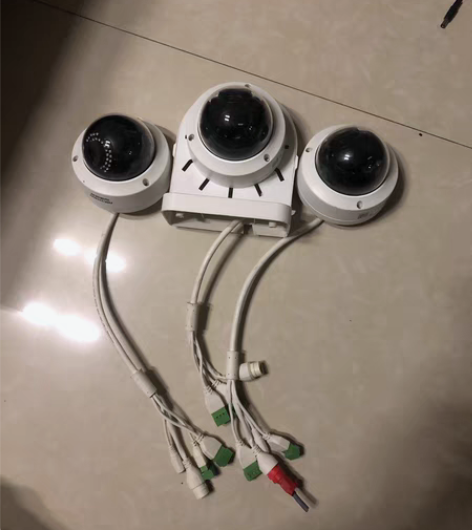 包邮海康威视 DS-2CD2125F...