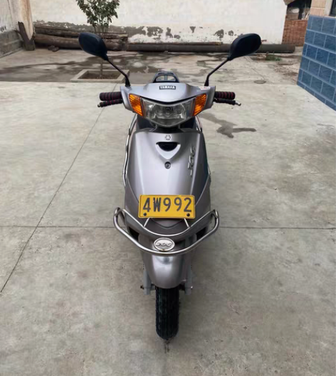 雅马哈巧格，纯原9.9成新，机器小蜜蜂，提...