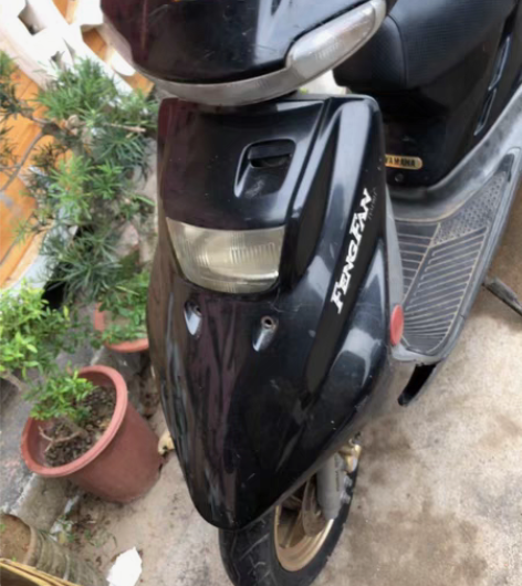 雅马哈风帆90。 经典二冲。 电打脚凳一把...