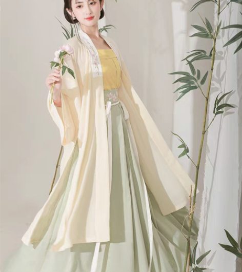 品牌型号 东月棠汉服  s码 新旧程度 全...