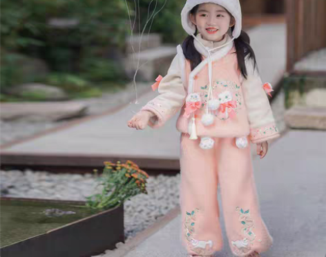 包邮中国风女童汉服新款冬季童装女宝儿童过年...
