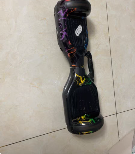 平衡车 自提 不议价轻微使用痕迹领奥￥20...