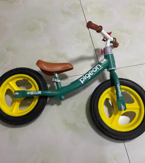 飞鸽平衡车，9.9成新。闲置转卖 感兴趣的...